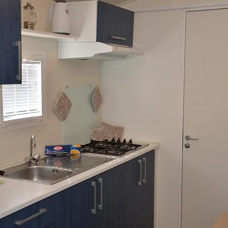 مكان تخييم Happy Camp Mobile Homes In 4*